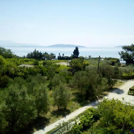 Joseph's By The Sea