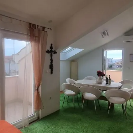 Joseph's By The Sea Apartment *