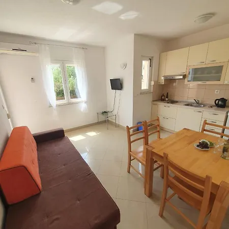 Joseph's By The Sea Apartment
