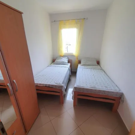 Apartment Joseph's By The Sea *
