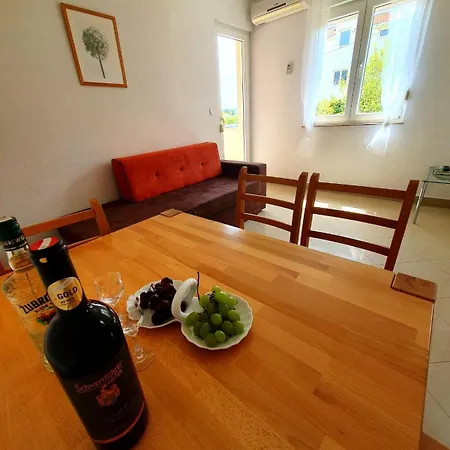 Joseph's By The Sea Apartment *
